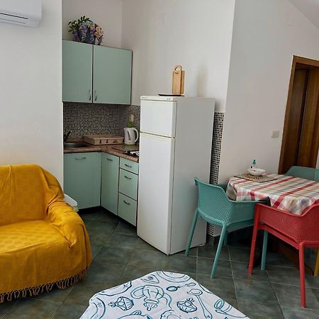 Apartments Aleksandra Rab Town Esterno foto
